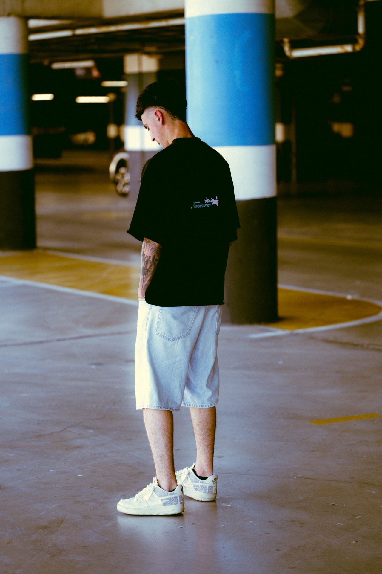 BLACK SPRAY FACTORE 2025 T-SHIRT