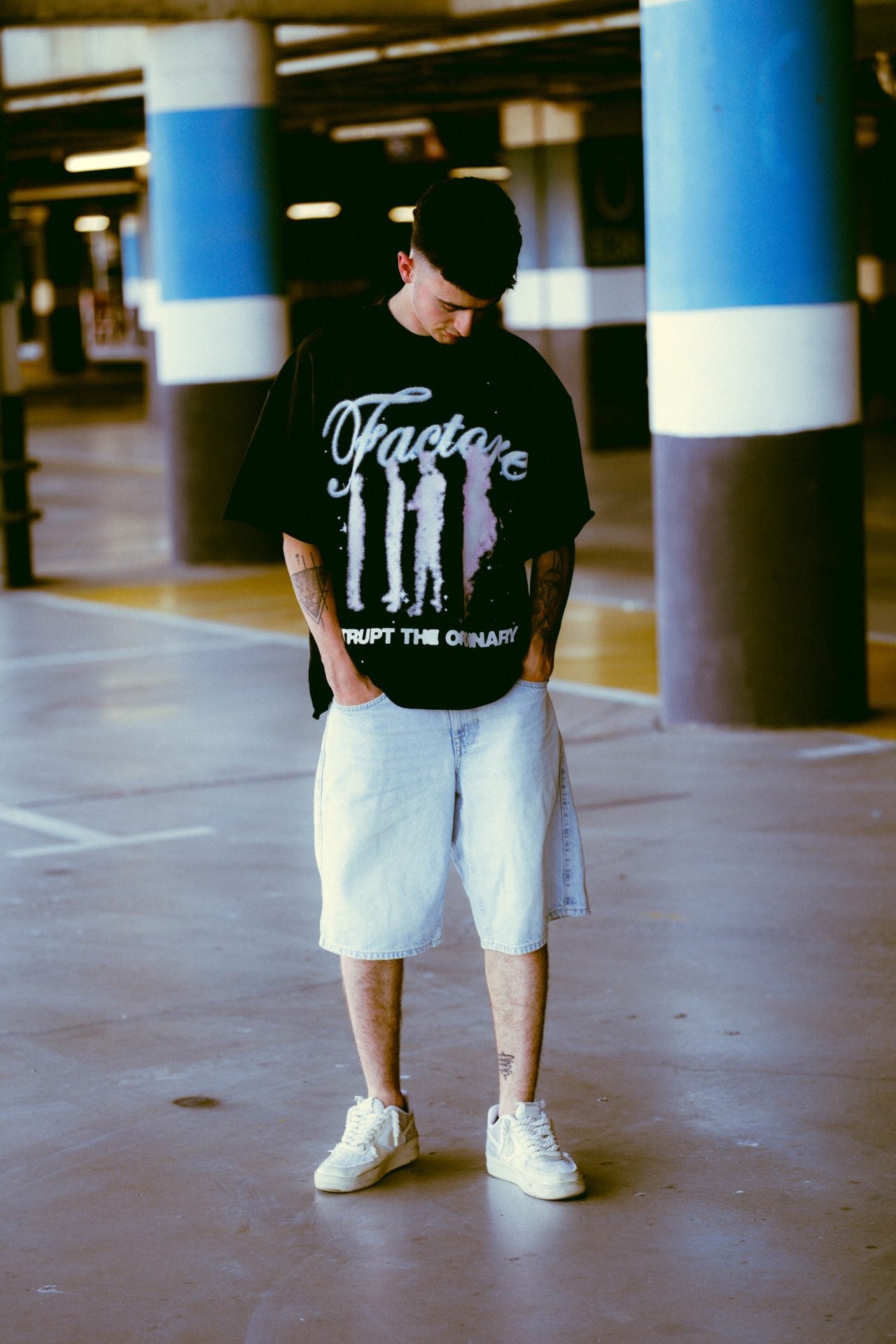 BLACK SPRAY FACTORE 2025 T-SHIRT