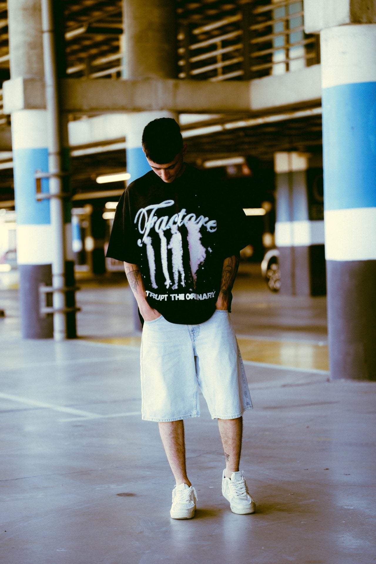 BLACK SPRAY FACTORE 2025 T-SHIRT